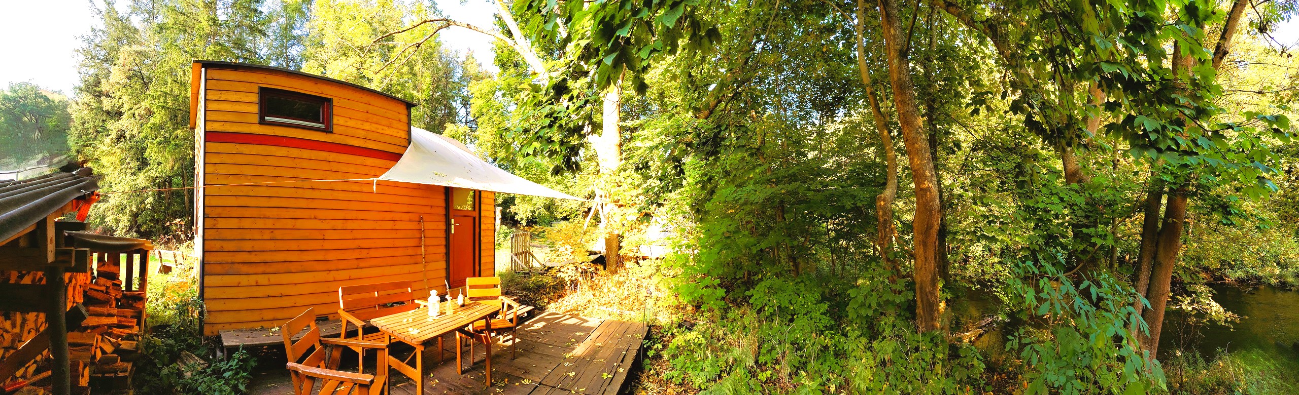 Tiny House am Fluss